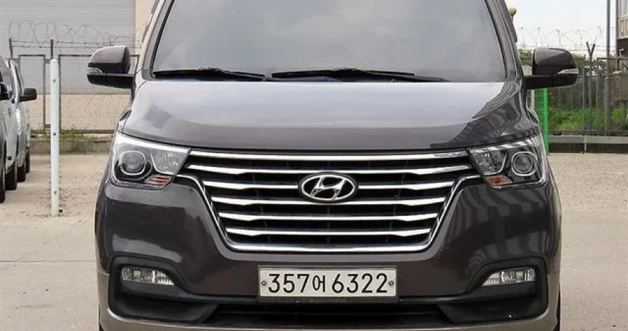 Hyundai Starex 