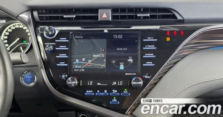 Toyota Camry 
