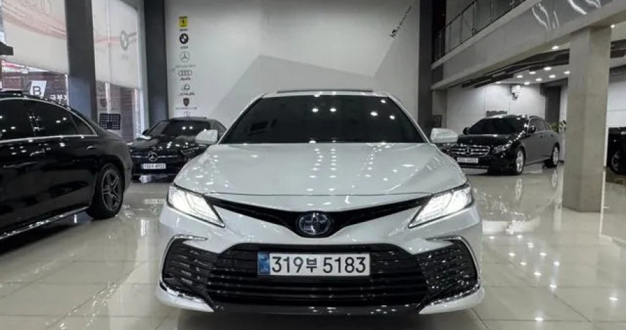 Toyota Camry 