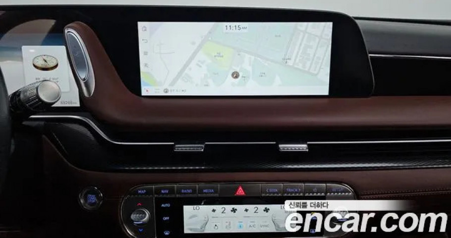 Genesis G90 