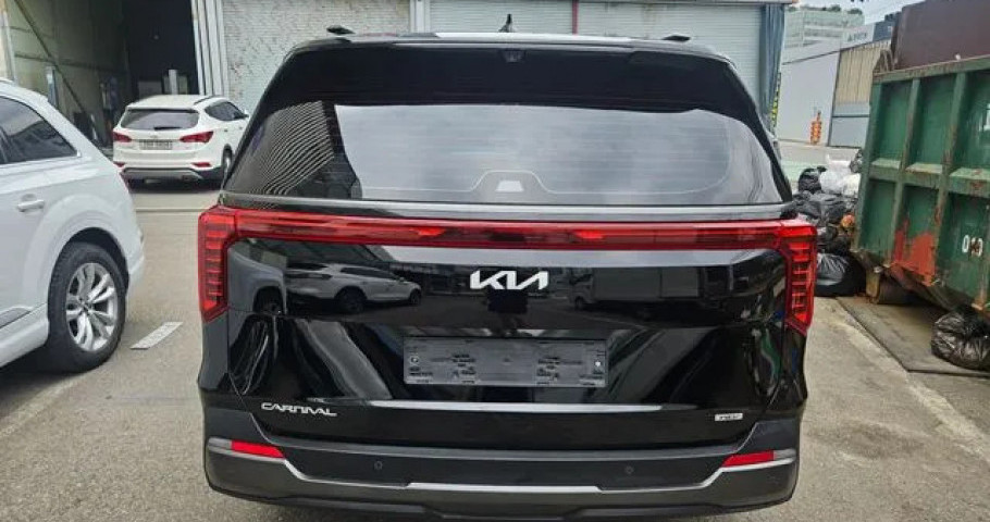Kia Carnival 