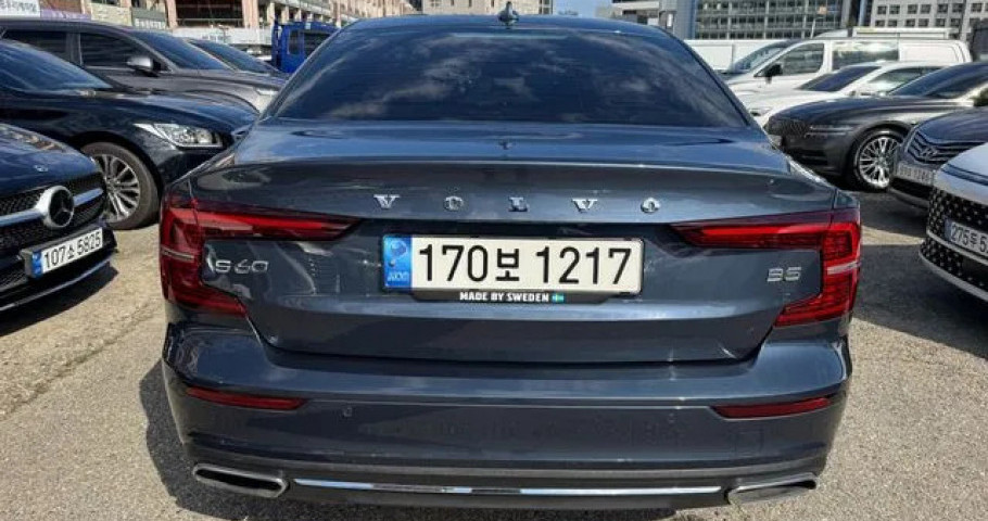 Volvo S60 