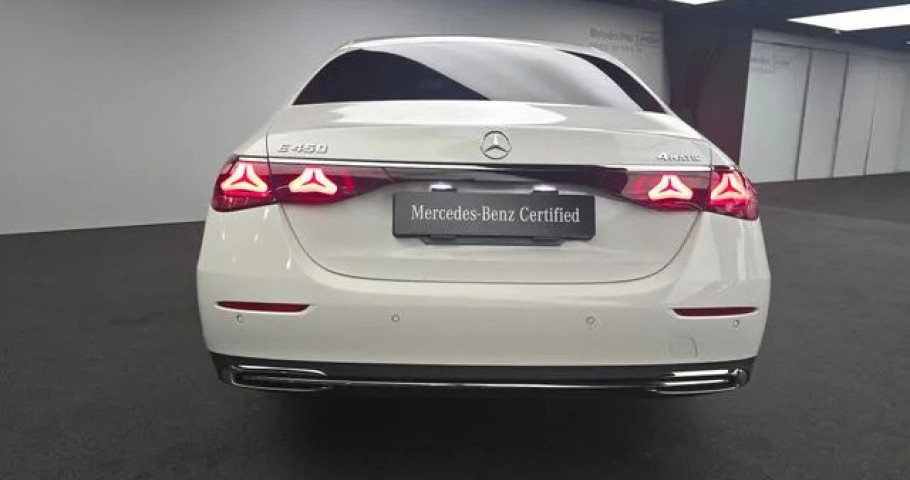 Mercedes-Benz E-Class 
