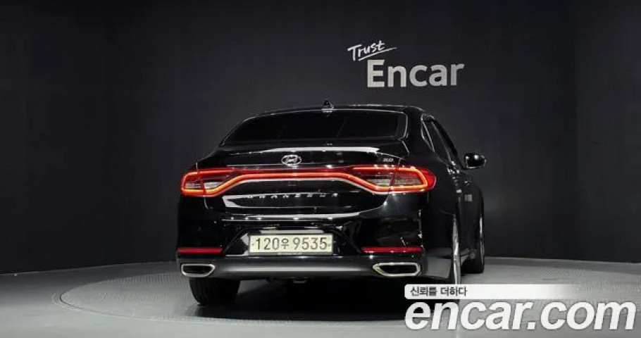 Hyundai Grandeur 
