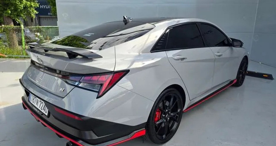 Hyundai Avante (Elantra) 