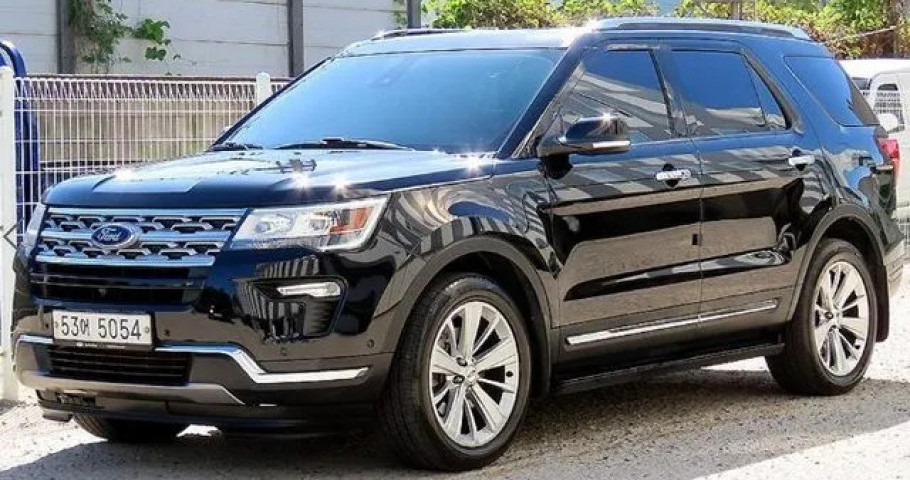 Ford Explorer 