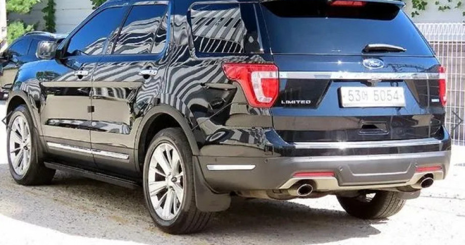 Ford Explorer 