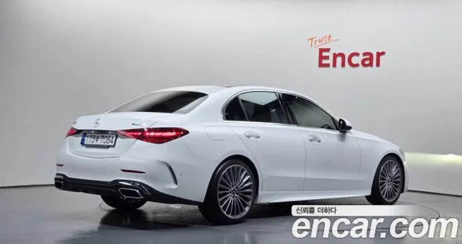Mercedes-Benz C-Class 