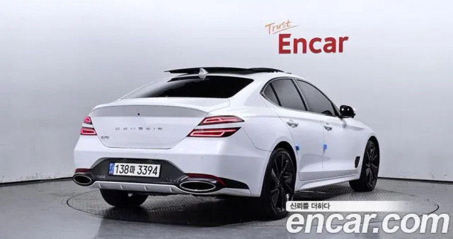 Genesis G70 