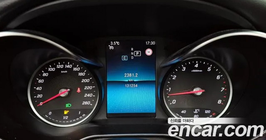 Mercedes-Benz C-Class 