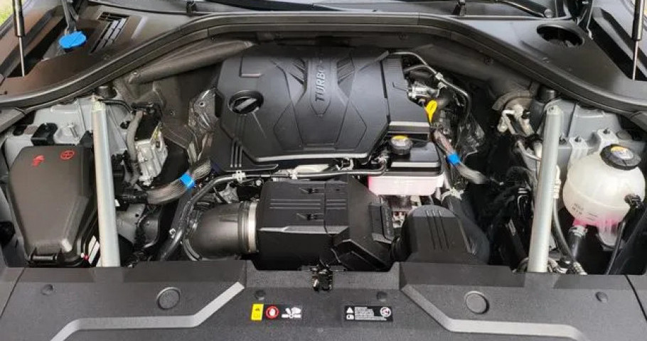 Genesis Gv70 