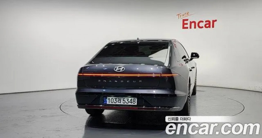 Hyundai Grandeur 