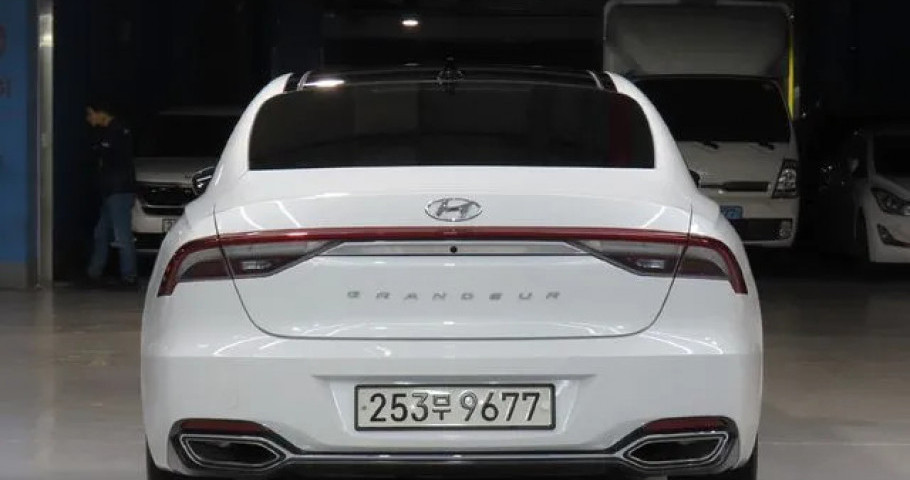 Hyundai Grandeur 