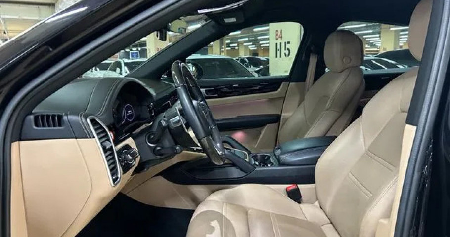 Porsche Cayenne 