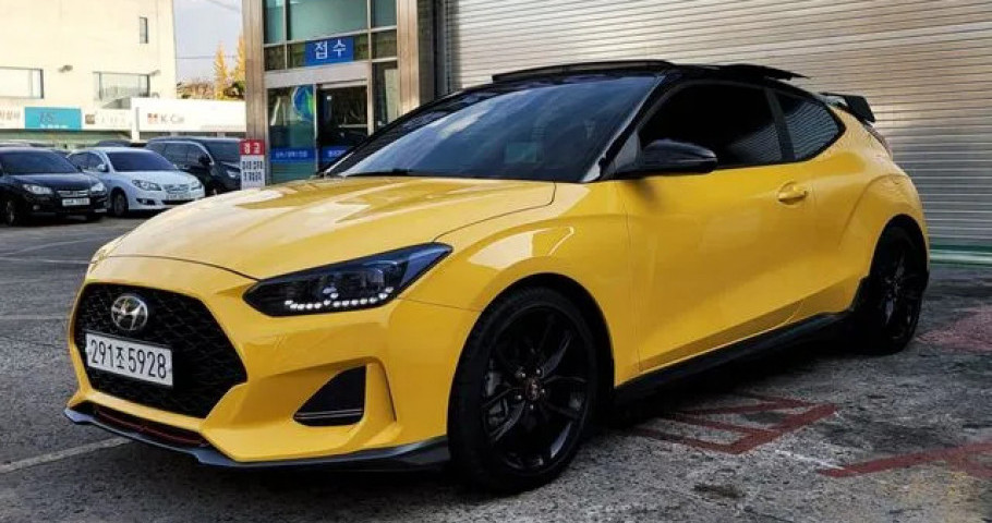Hyundai Veloster 