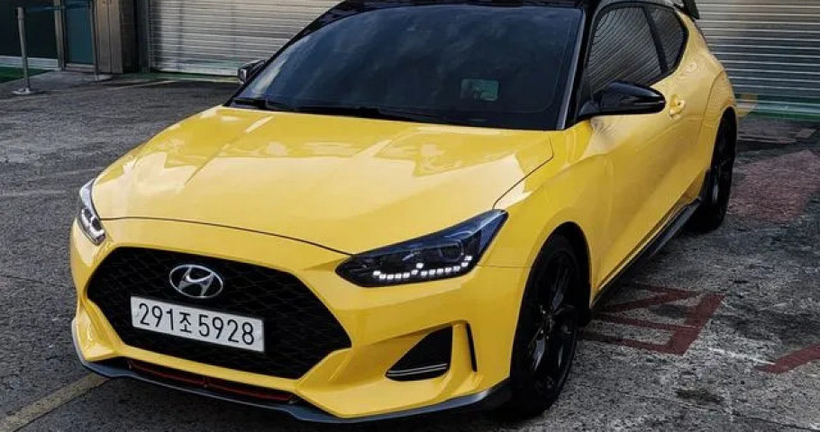 Hyundai Veloster 