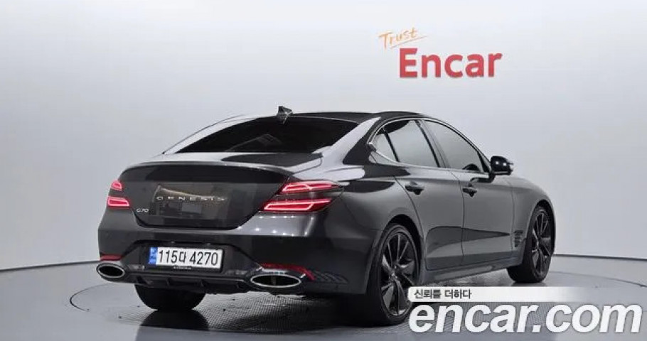 Genesis G70 