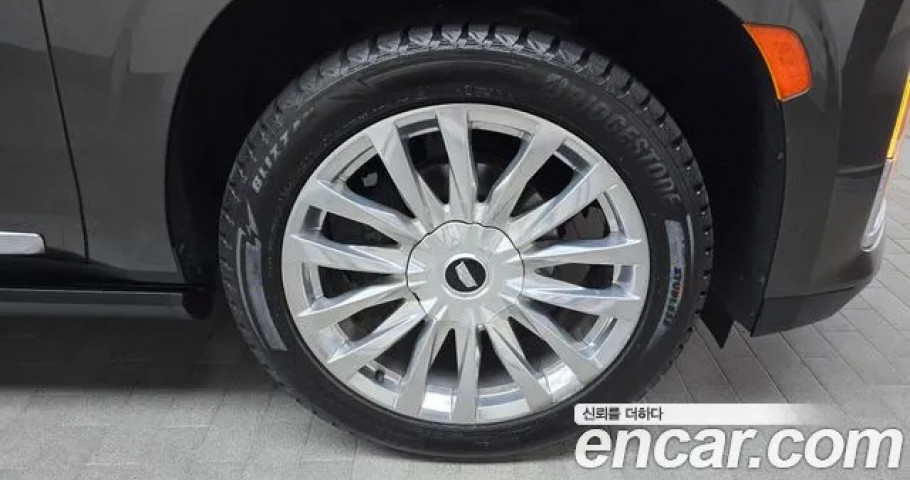 Cadillac Escalade 