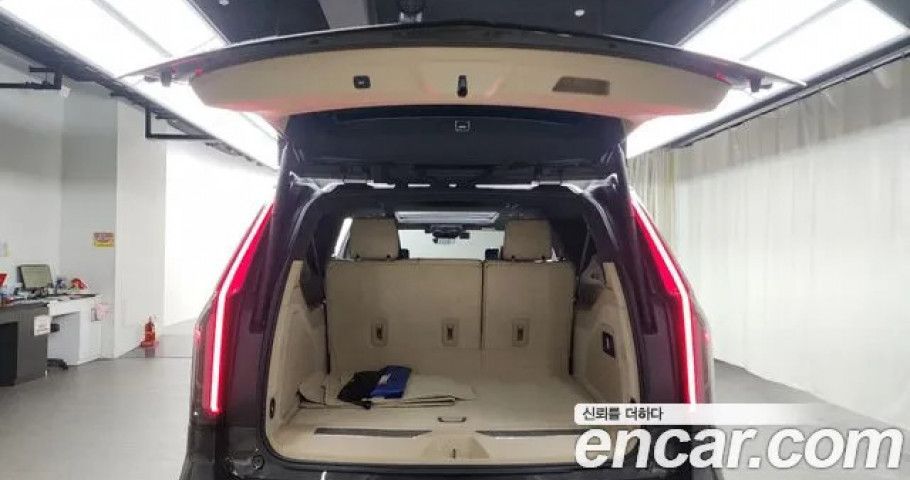 Cadillac Escalade 