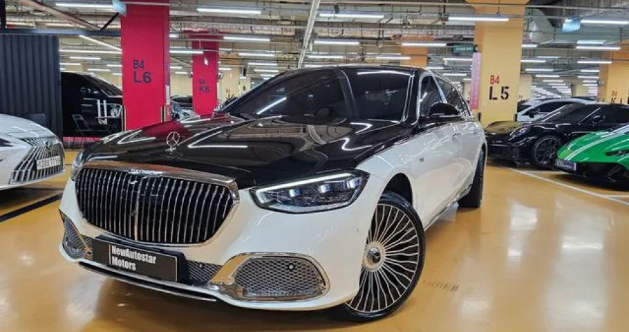 Mercedes-Benz S-Class 