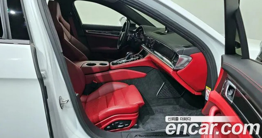 Porsche Panamera 