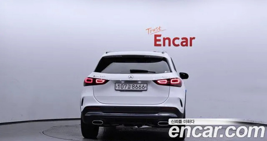 Mercedes-Benz Gla-Class 