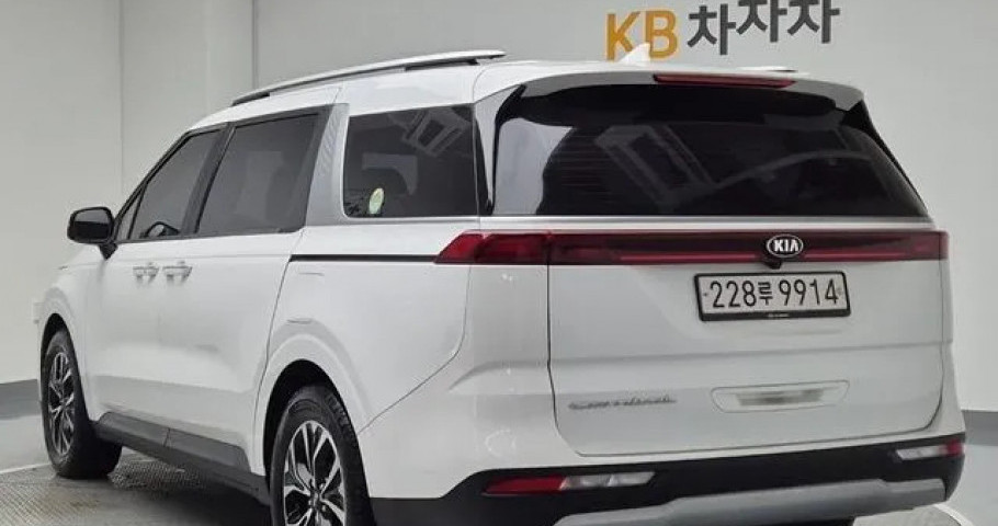 Kia Carnival 