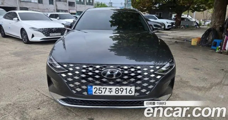 Hyundai Grandeur 