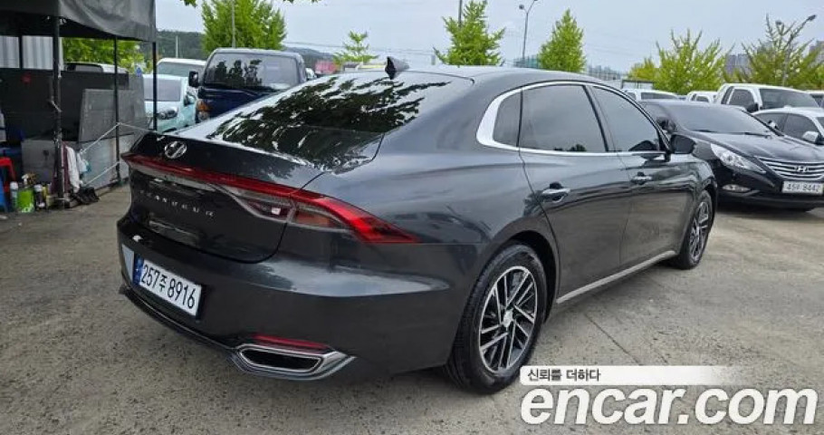 Hyundai Grandeur 