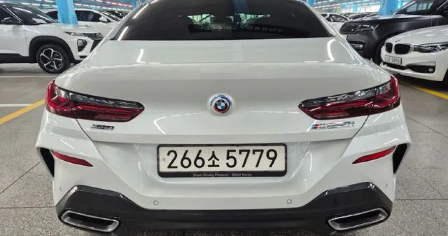 Bmw 8-Series 