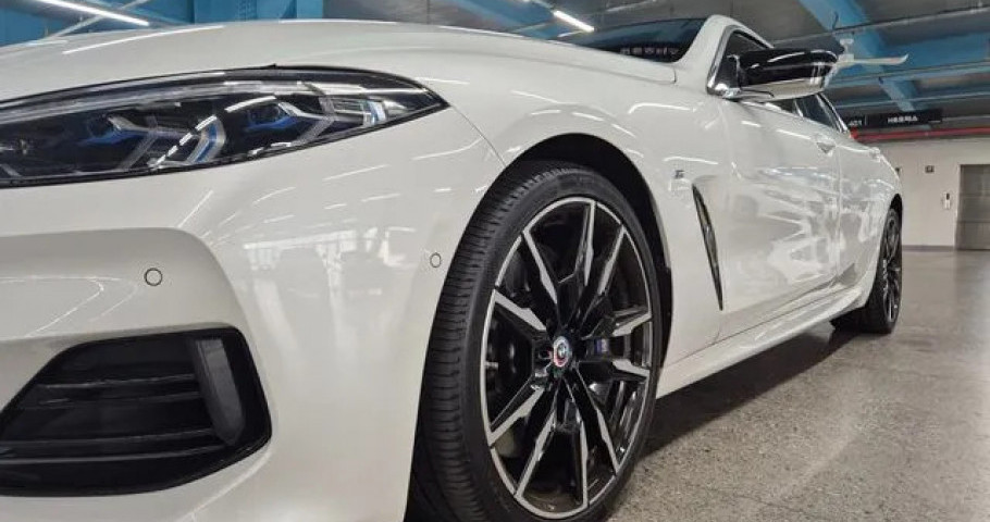 Bmw 8-Series 