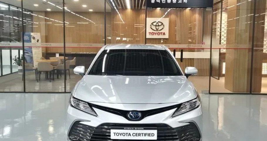 Toyota Camry 