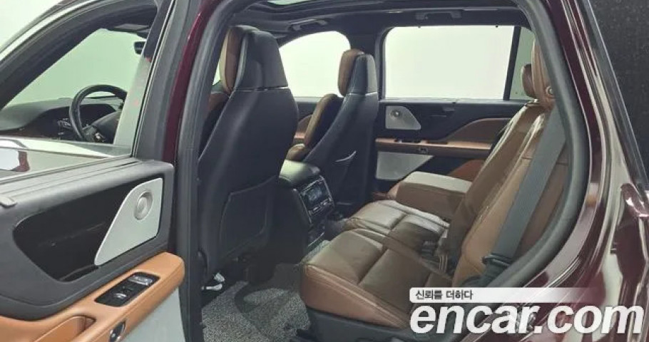 Lincoln Aviator 