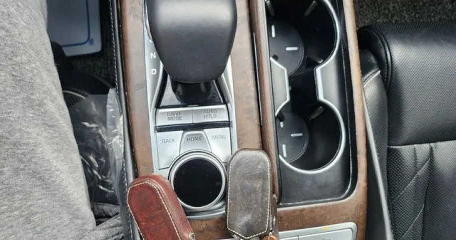Kia K9 