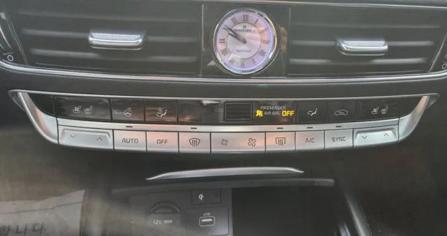 Kia K9 