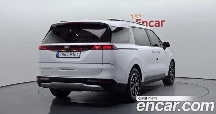 Kia Carnival 