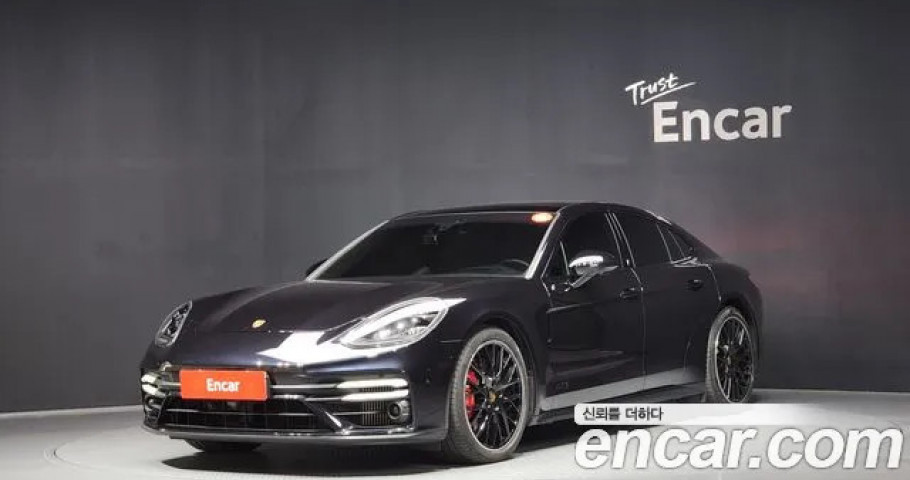 Porsche Panamera 