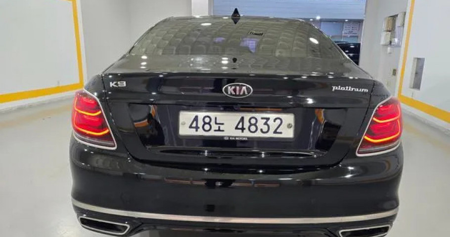 Kia K9 