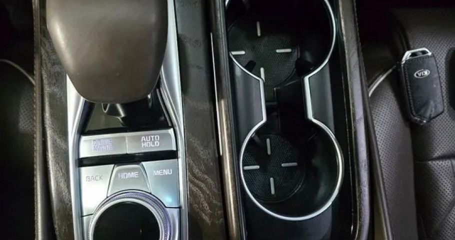 Kia K9 