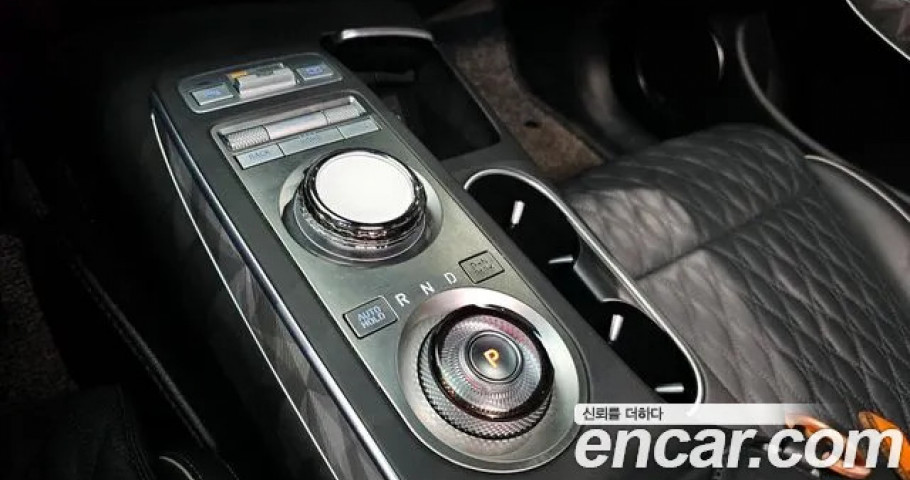 Genesis Gv70 