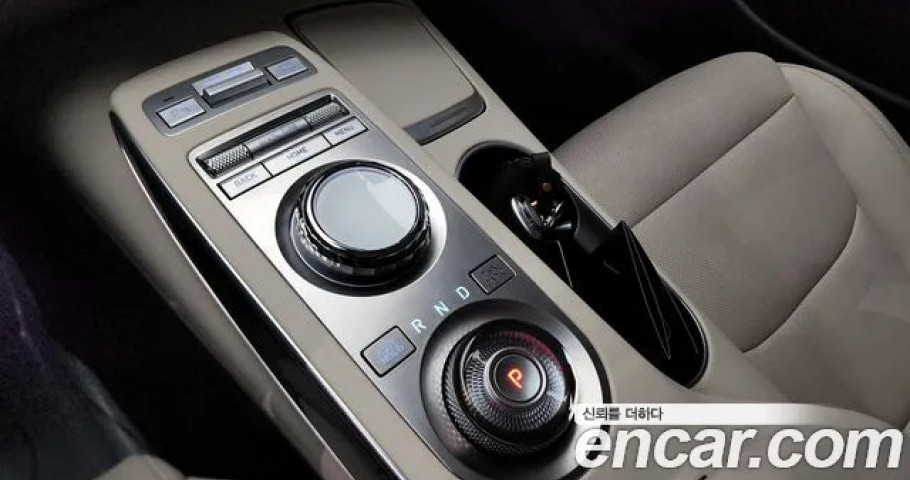 Genesis Gv70 