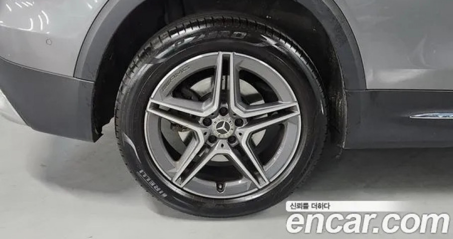 Mercedes-Benz Glb-Class 
