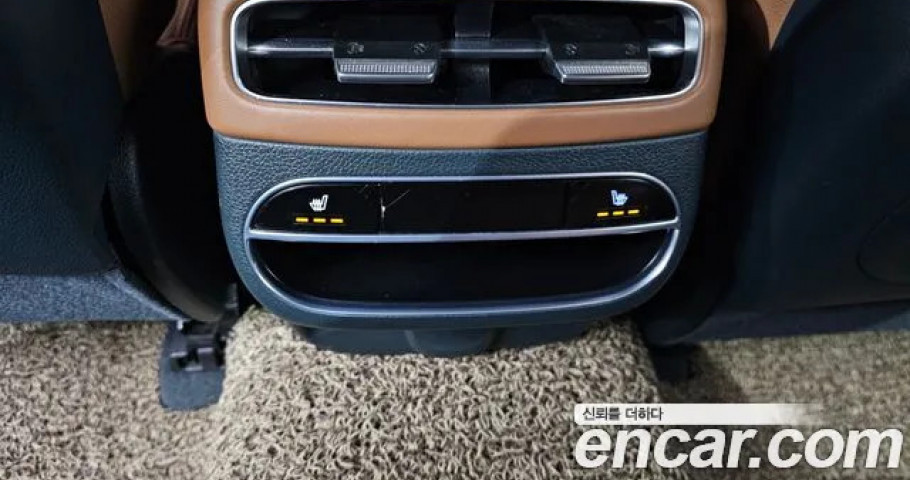 Genesis Gv70 