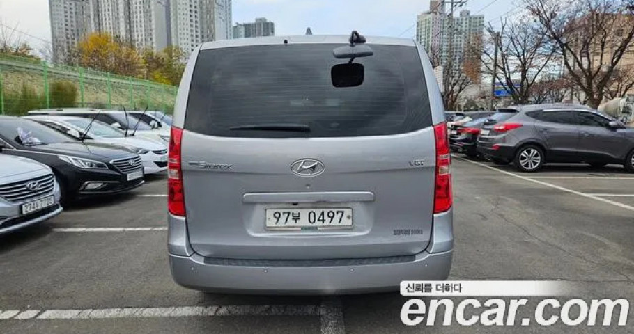 Hyundai Starex 