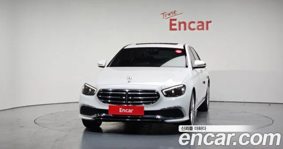 Mercedes-Benz E-Class 