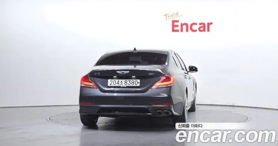 Genesis G70 