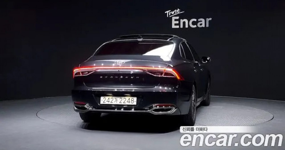 Hyundai Grandeur 