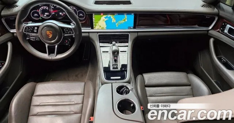 Porsche Panamera 