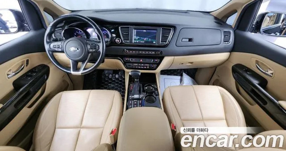 Kia Carnival 