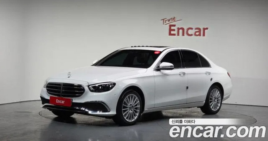 Mercedes-Benz E-Class 